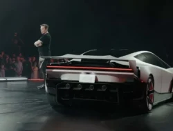 Ke Masa Di, Kendaraan Listrik Tesla Umumkan Kendaraan Pribadi Terbang?